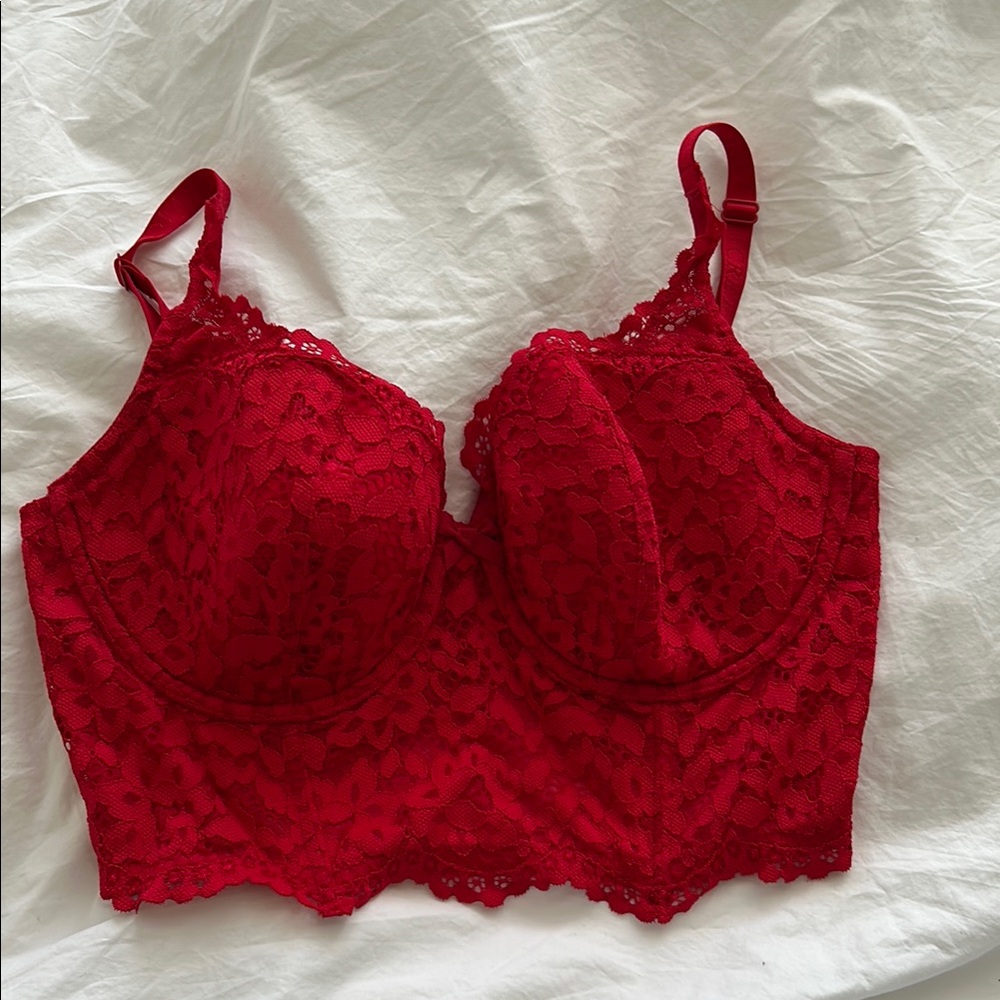 Women’s Red Floral Lace Bra (36DD)